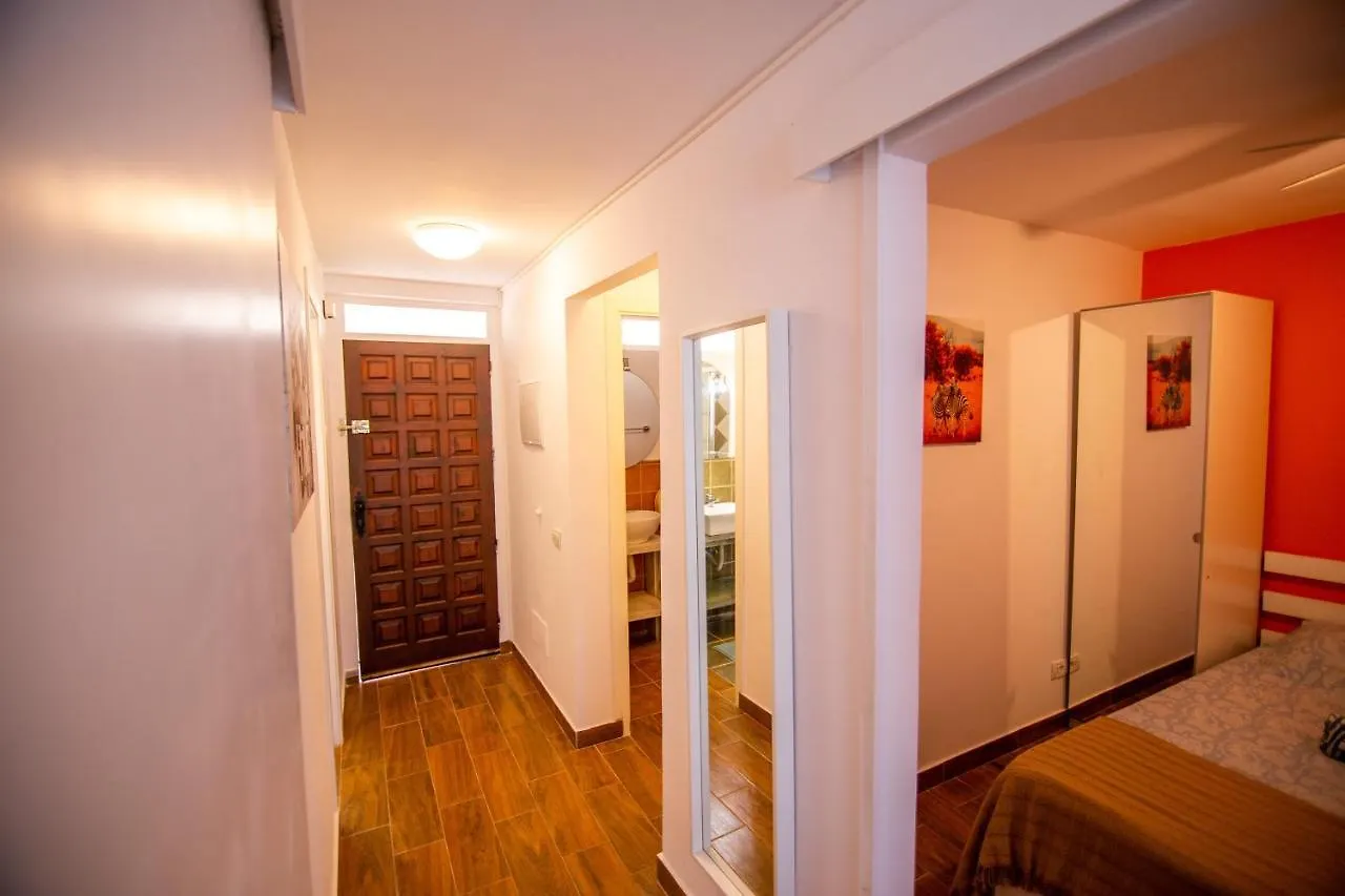 Amarilla Rock Apartment Arona  Arona (Tenerife)